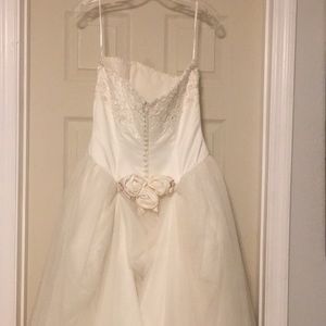 Wedding dress